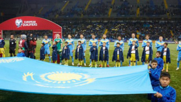 Казахстан начал год в сотне сильнейших сборных мира в рейтинге ФИФА