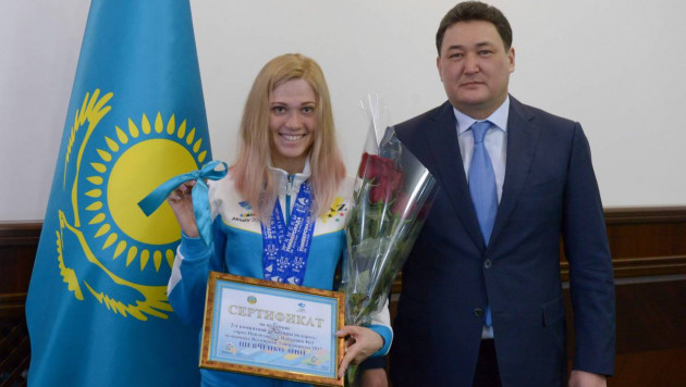 Завоевавшей больше всех медалей на Универсиаде-2017 казахстанке подарили квартиру