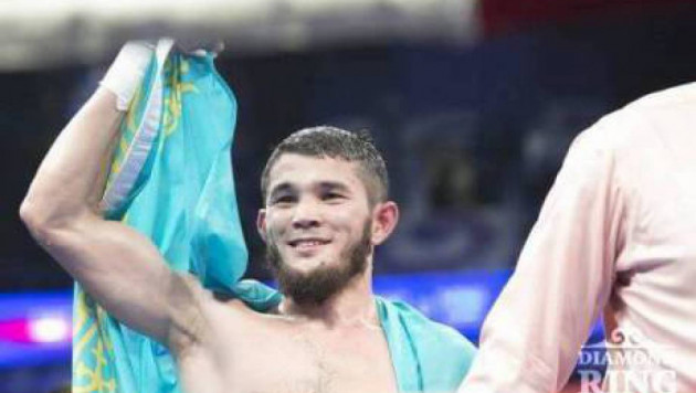 Казахстанский боксер Шарибаев нокаутировал мексиканца и одержал пятую победу на профи-ринге