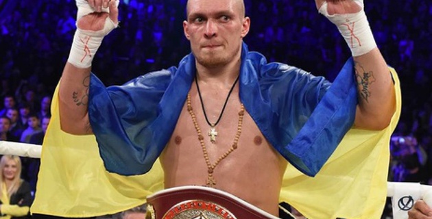 Александр Усик одержал победу над непобежденным американским боксером ...