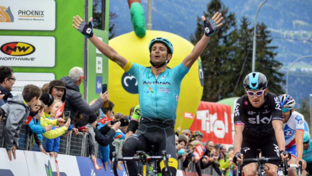 Велогонщик "Астаны" Скарпони выиграл первый этап "Альпийского Тура"