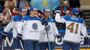 Сборная Казахстана по хоккею победила Австрию в первом матче на чемпионате мира 
