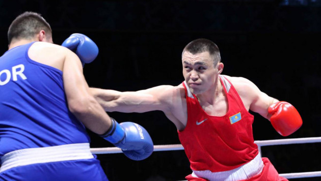 Видео победного боя казахстанского супертяжеловеса Кункабаева в полуфинале чемпионата Азии-2017