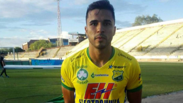 21-летний колумбийский футболист скончался в результате ДТП