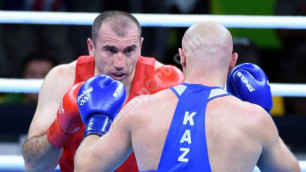 Нокаутировавший Дычко боксер отправил казахстанца Сапарбая в нокдаун на турнире в Баку