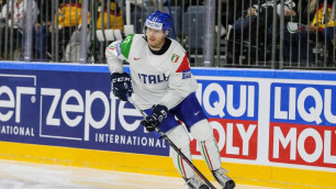 Итальянский хоккеист забил курьезный автогол на ЧМ и решил завершить карьеру