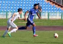 Еркебулан Тунгышбаев (в синем). Фото пресс-службы ФК "Ордабасы"