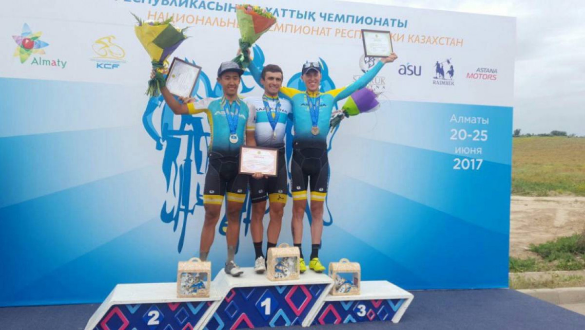 Гонщик "Астаны" выиграл групповую гонку на чемпионате Казахстана