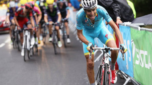 Капитан "Астаны" Ару остался на третьем месте в общем зачете после шестого этапа "Тур де Франс"