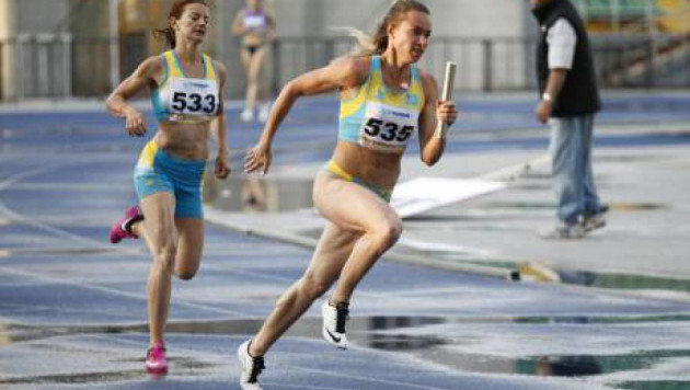 Женская эстафетная команда принесла Казахстану третье "золото" ЧА по легкой атлетике