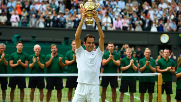 Роджер Федерер победил Марина Чилича в финале и в восьмой раз выиграл "Уимблдон"