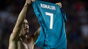 Роналду повторил жест Месси при праздновании гола в ворота "Барселоны"