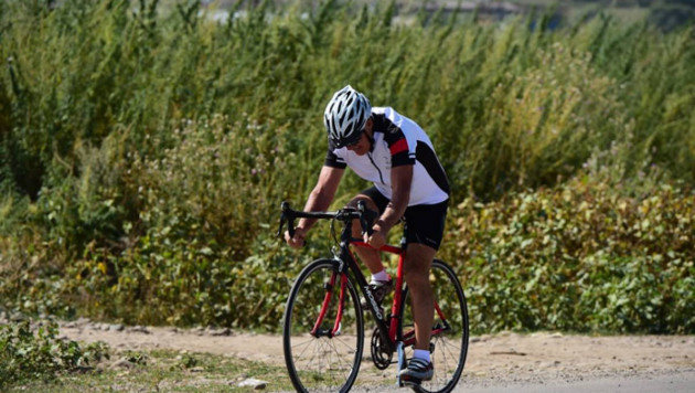 В Талгаре стартовал открытый чемпионат Казахстана по велоспорту на шоссе среди любителей и ветеранов 