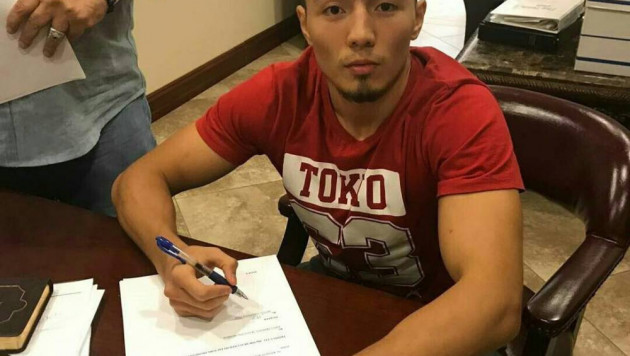 Казахстанский боксер подписал контракт с промоутерской компанией Ивана Дычко