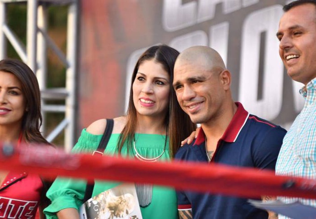 Мигель Котто приехал на арену TMobile на бой Головкина и