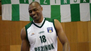 Бывший баскетболист российского клуба умер в возрасте 45 лет от сердечного приступа