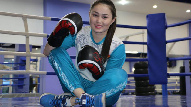19-летняя девушка-боксер из Казахстана дебютировала с победы нокаутом на профи-ринге в США