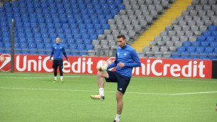 "Астана" провела тренировку перед матчем в Лиге Европы с командой сына Кройффа