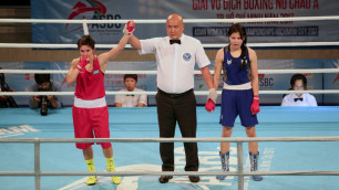 Двукратная чемпионка мира из Казахстана победила узбекскую боксершу и вышла в полуфинал чемпионата Азии