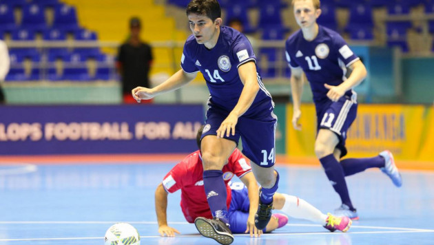 Сборная Казахстана по футзалу на последних секундах проиграла бронзовому призеру чемпионата мира