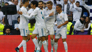 "Реал" забил пять безответных мячей в первом тайме и разгромил "Севилью" в чемпионате Испании