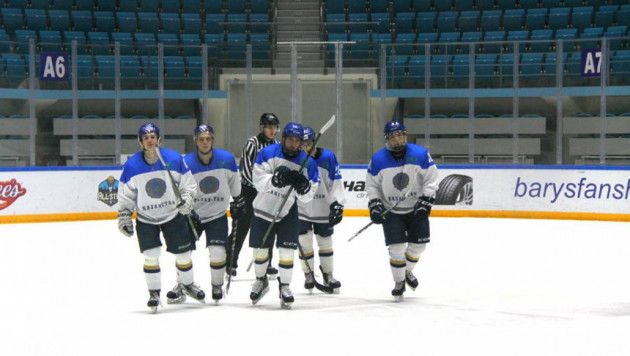 Сборная Казахстана по хоккею одержала вторую подряд волевую победу на молодежном чемпионате мира