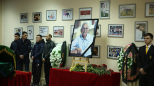 Назарбаев выразил соболезнования семье знаменитого футболиста Тимура Сегизбаева