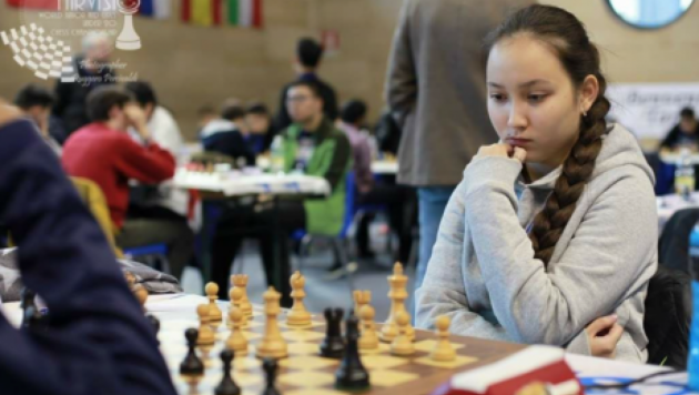 Самые яркие события в казахстанском спорте в 2017 году. Победа Абдумалик на чемпионате мира по шахматам