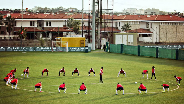 13 футболистов отправились с "Актобе" на первый сбор в Турцию