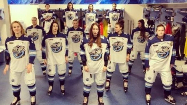 Хоккеистки ЖХЛ станцевали под песню Бузовой перед Матчем звезд в Астане
