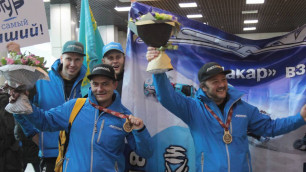 Гонщики "Астаны" вернулись в Казахстан с ралли-марафона "Дакар"