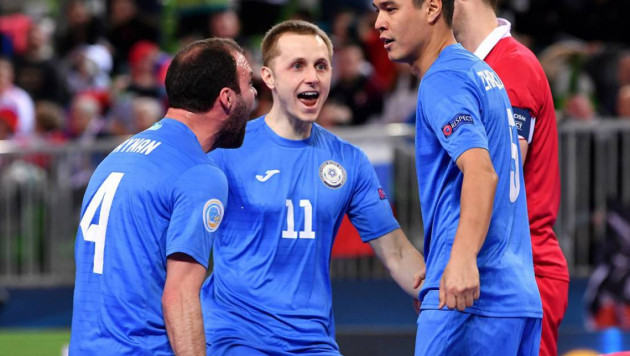 Сборная Казахстана победила Сербию и вышла в полуфинал Евро-2018 по футзалу