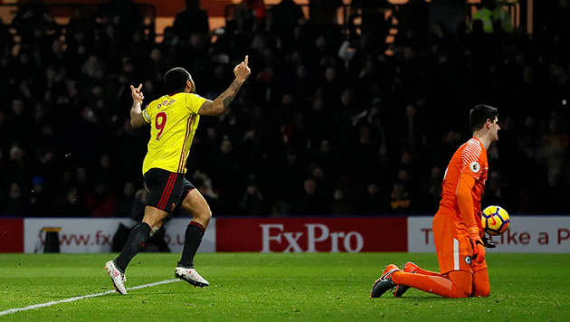 Капитан "Уотфорда" отпраздновал гол в ворота "Челси" неприличным жестом