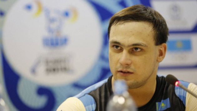 Илья Ильин сможет громко и красиво вернуться - Федерация тяжелой атлетики Казахстана 