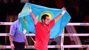 Титульный бой казахстанского боксера с соперником из Узбекистана перенесен во второй раз 