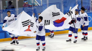 Хоккеисты и тренер сборной Южной Кореи расплакались после вылета с домашней Олимпиады