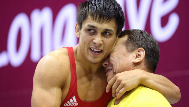 Казахстанский борец Ниязбеков за четыре минуты выиграл третье в карьере "золото" чемпионата Азии 