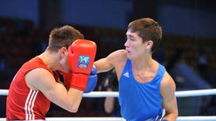 Казахстанец Сулейменов выиграл у боксера из России в бою со снятым очком за "игнорирование" судьи