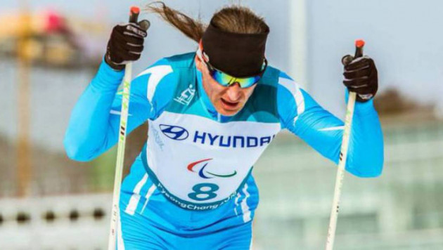 Первый в истории Казахстана чемпион зимней Паралимпиады стал 15-м в лыжной гонке на 10 километров