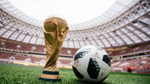 Мяч чемпионата мира по футболу свозят на Международную космическую станцию