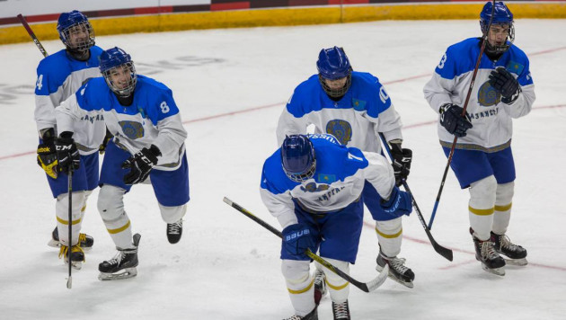 Юниорская сборная Казахстана по хоккею стартовала с победы на чемпионате мира