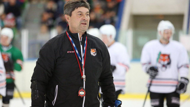 Клуб КХЛ нашел замену бывшему тренеру сборной Казахстана и "Барыса"