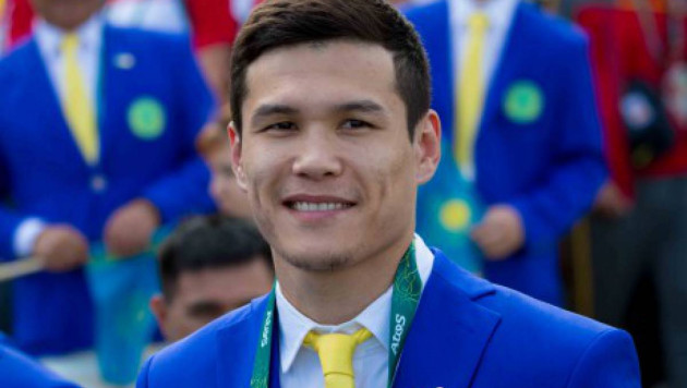 Данияр Елеусинов прокомментировал выбор американца без поражений для дебюта в профи-боксе