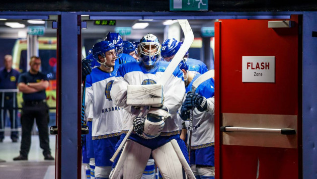 Сборная Казахстана по хоккею вышла в единоличные лидеры группы на чемпионате мира