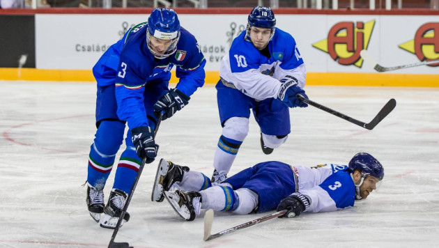 Сборная Казахстана по хоккею разгромно проиграла Италии на чемпионате мира