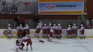 Юные российские и словацкие хоккеисты устроили массовую драку на турнире в Беларуси