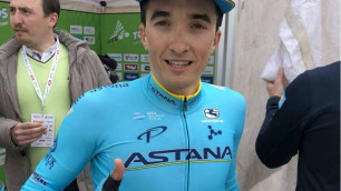 Гонщик "Астаны" сохранил пятое место в общем зачете "Джиро д'Италия" после пятого этапа
