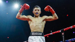 "Удар в челюсть и соперник в ауте". Как 21-летний казахстанец отправил в нокдаун соперника из США