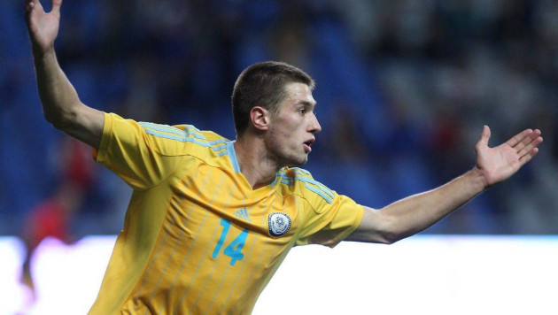 Сборная Казахстана забила два гола за минуту в матче с Азербайджаном 