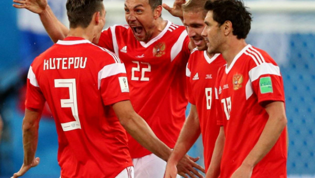 Сборная России по футболу выйдет в плей-офф ЧМ-2018 после матча Уругвай- Саудовская Аравия  - букмекеры